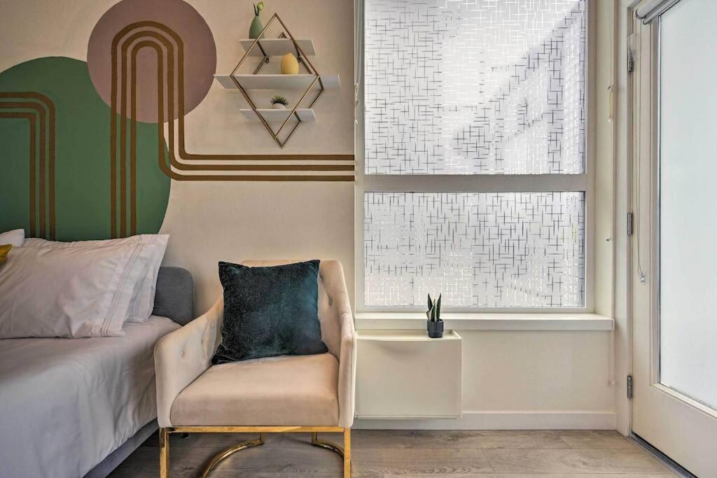 Stylish Ballard Studio 15 Mins From Space Needle Сіетл Екстер'єр фото
